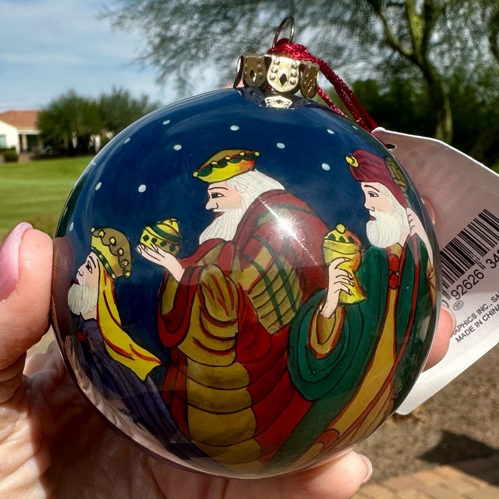 NWT Vintage 1999 FIGI Inside Art 3 Kings Glass Ornament. Hand painted and signed